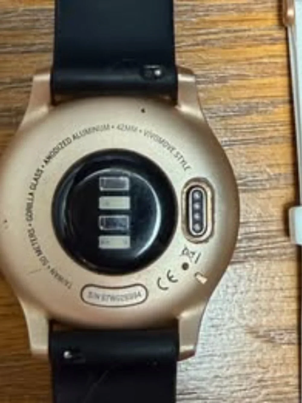Garmin Vivomove Style - Women’s SmartWatch